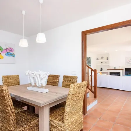 Villa Bellviure By Mauter *